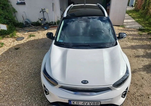 Kia Stonic cena 72900 przebieg: 64000, rok produkcji 2020 z Katowice małe 326